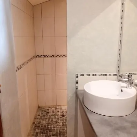 La Maison Sous L'etoile. Apartment *